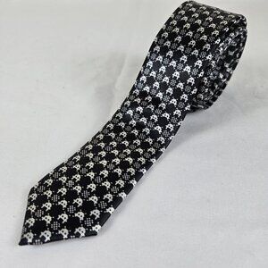 Black Tie Geek Men's Tie Black White Space Invaders Repeating Pattern Novelty